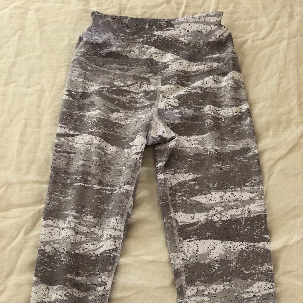 NWOT Glyder Sultry Legging Pattern XS